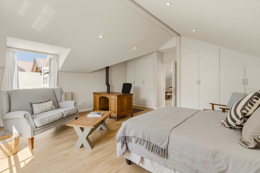 4 Bedroom Property for Sale in Erinvale Golf Estate Western Cape